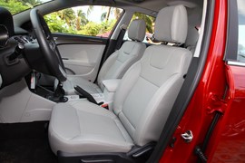 2014款江淮和悦1.5升手动尊贵型