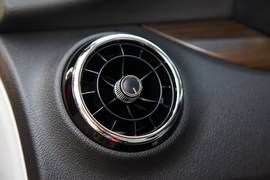 2014款江淮和悦1.5升手动尊贵型