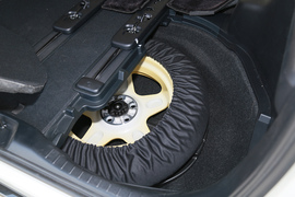 2018款丰田埃尔法