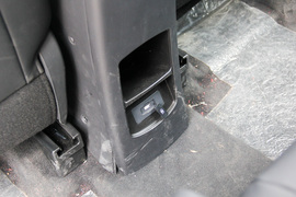 2018款比亚迪元EV360