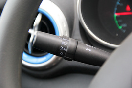 2018款比亚迪元EV360