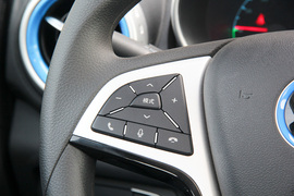 2018款比亚迪元EV360