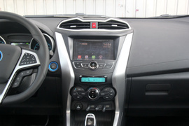 2018款比亚迪元EV360