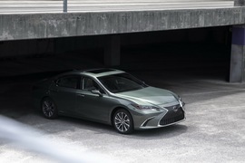 2018款雷克萨斯ES300h