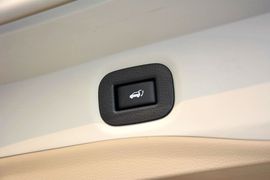 2014款日产奇骏2.5L