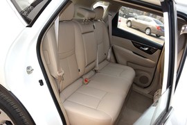 2014款日产奇骏2.5L