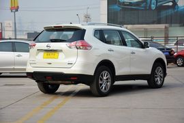 2014款日产奇骏2.5L
