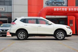 2014款日产奇骏2.5L