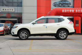 2014款日产奇骏2.5L