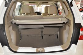 2013款日产骊威1.6XL