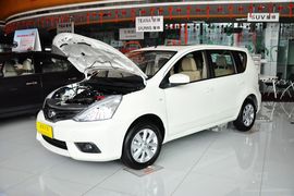 2013款日产骊威1.6XL