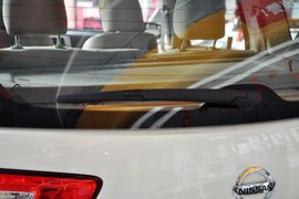 2013款日产骊威1.6XL