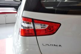 2013款日产骊威1.6XL