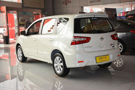 2013款日产骊威1.6XL