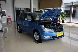 2014款斯柯达晶锐1.4L手动晶灵版