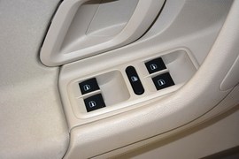 2014款斯柯达晶锐1.4L手动晶灵版