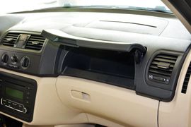 2014款斯柯达晶锐1.4L手动晶灵版