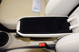 2014款斯柯达晶锐1.4L手动晶灵版