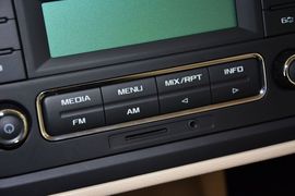 2014款斯柯达晶锐1.4L手动晶灵版