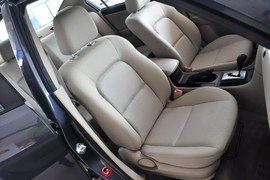 2012款马自达3经典款1.6L