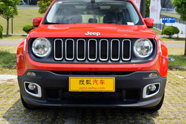   2018款Jeep自由侠 互联大屏版 180T 自动高能版