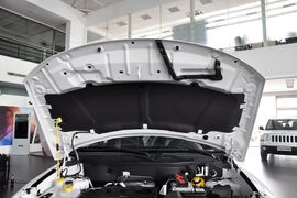 2014款Jeep指南者2.4L四驱舒适版