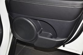 2014款Jeep指南者2.4L四驱舒适版
