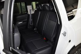2014款Jeep指南者2.4L四驱舒适版