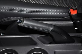 2014款Jeep指南者2.4L四驱舒适版