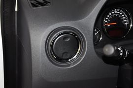 2014款Jeep指南者2.4L四驱舒适版