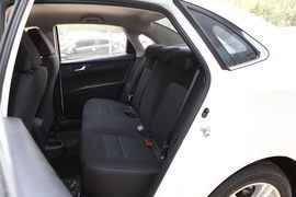  2018款 奔腾B30 EV 舒适型