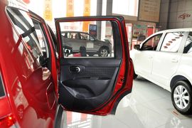 2013款日产骊威劲锐版1.6XL手动舒适型