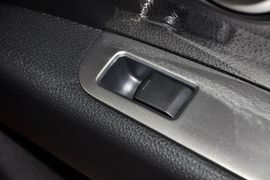 2013款日产骊威劲锐版1.6XL手动舒适型