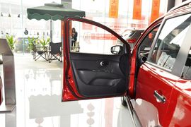 2013款日产骊威劲锐版1.6XL手动舒适型