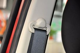 2013款日产骊威劲锐版1.6XL手动舒适型
