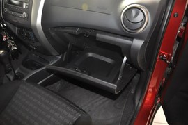 2013款日产骊威劲锐版1.6XL手动舒适型
