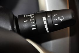 2013款日产骊威劲锐版1.6XL手动舒适型