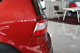 2013款日产骊威劲锐版1.6XL手动舒适型