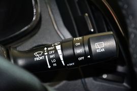 2013款江淮瑞风S5