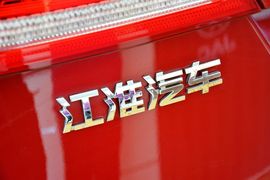 2013款江淮瑞风S5