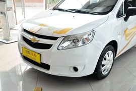 2013款雪佛兰赛欧两厢1.2L手动理想版