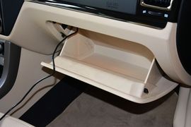 2013款吉利帝豪EC7