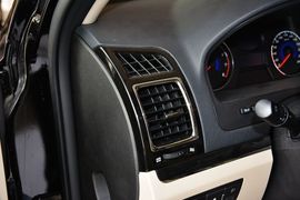 2013款吉利帝豪EC7