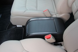 2018款广汽本田奥德赛2.4L至尊版