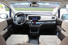 2018款广汽本田奥德赛2.4L至尊版