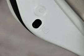 2013款雪佛兰赛欧两厢1.2L手动理想版