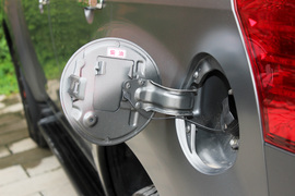 2018款五十铃mu-X牧游侠