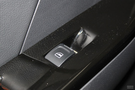 2018款五十铃mu-X牧游侠