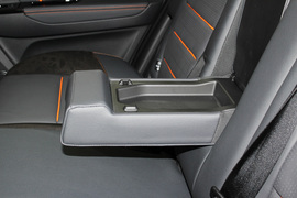 2018款五十铃mu-X牧游侠