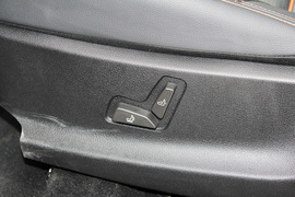 2018款五十铃mu-X牧游侠